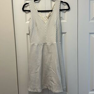 Loft, size 0 black and white dress